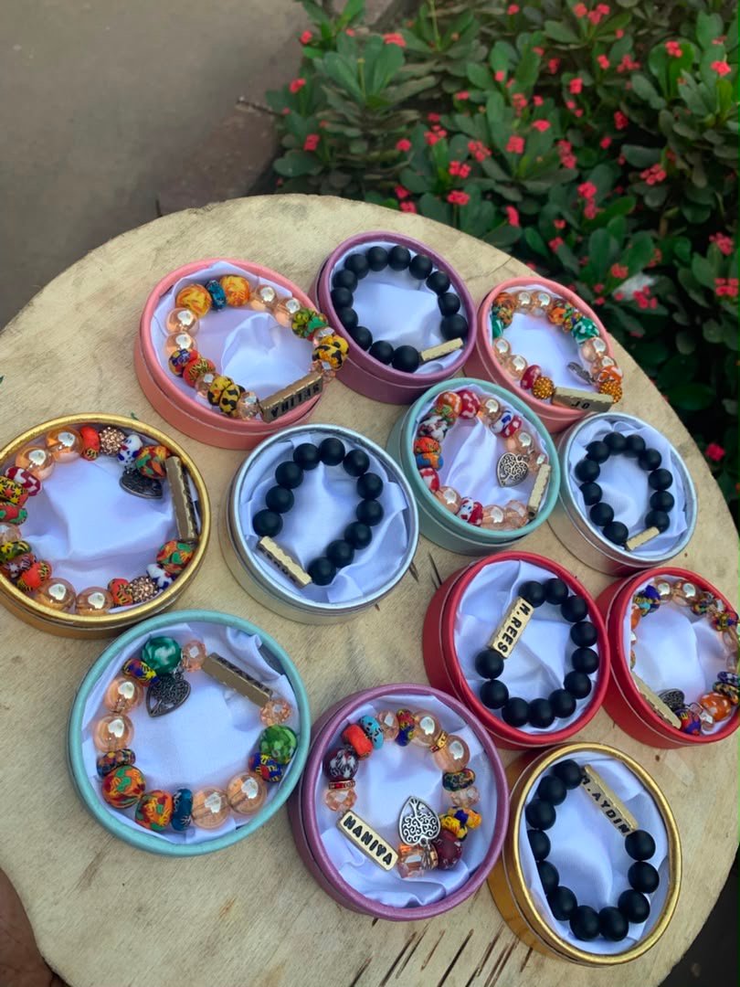 Customized beads